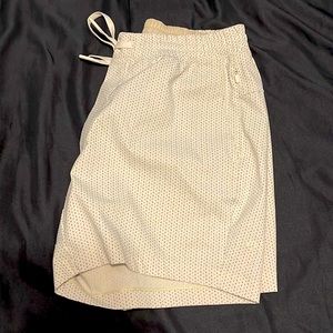 Lululemon 5” Shorts Liner-less incredible Quality